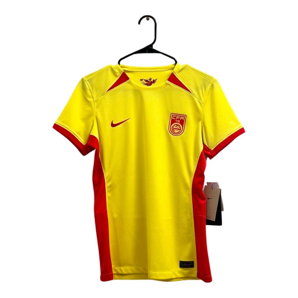 Nike Women's Soccer China Dri-Fit Jersey in Yellow, Size M